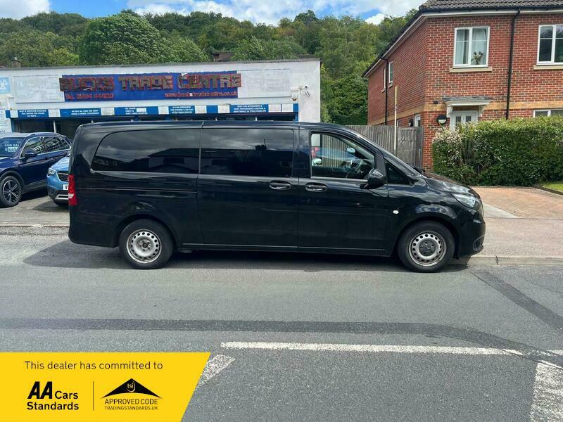 Mercedes-Benz Vito 2.1L Null White #19