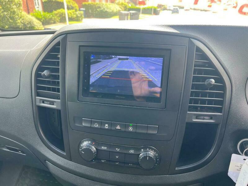 Mercedes-Benz Vito 2.1L Null White #29