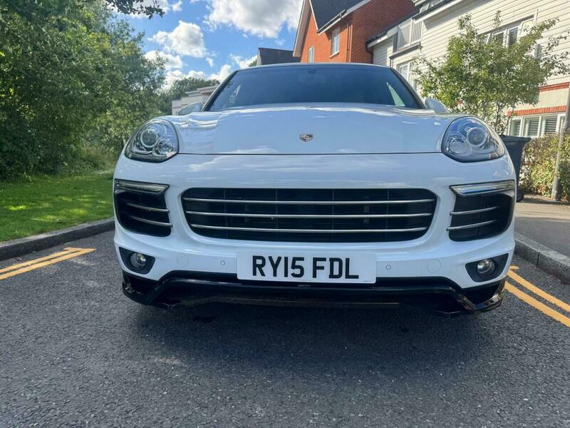 Porsche Cayenne 4.1 D V8 S Black #24