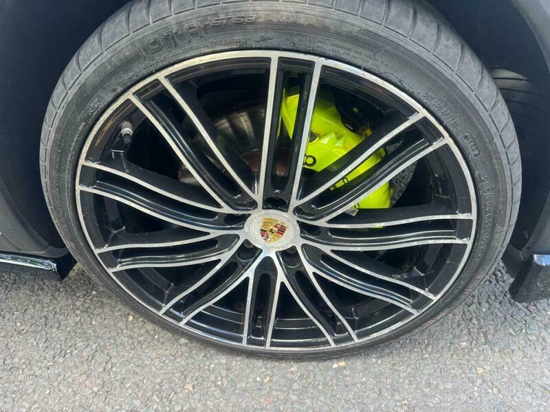 Porsche Cayenne 4.1 D V8 S Black #32