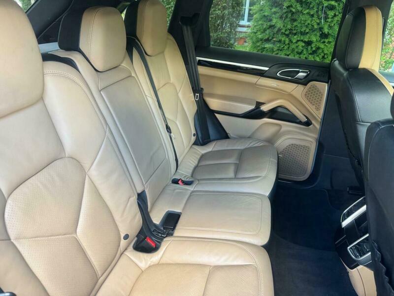Porsche Cayenne 4.1 D V8 S Black #33