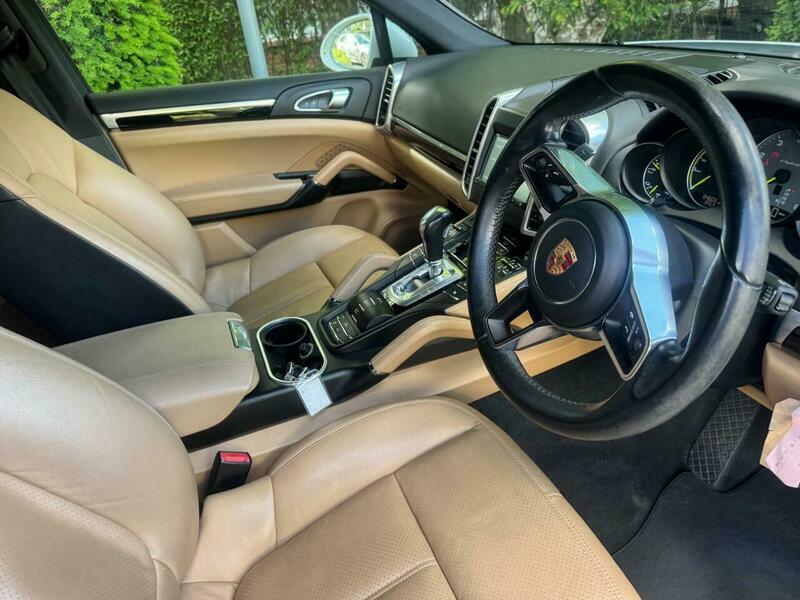 Porsche Cayenne 4.1 D V8 S Black #38