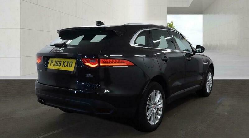 Jaguar F-Pace 2.0 D180 Portfolio Black #4