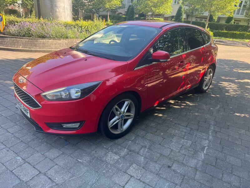 Ford Focus 1.0T Ecoboost Zetec Euro Red