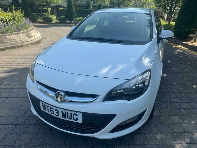 Vauxhall Astra 1.6 16V Energy Euro White #5