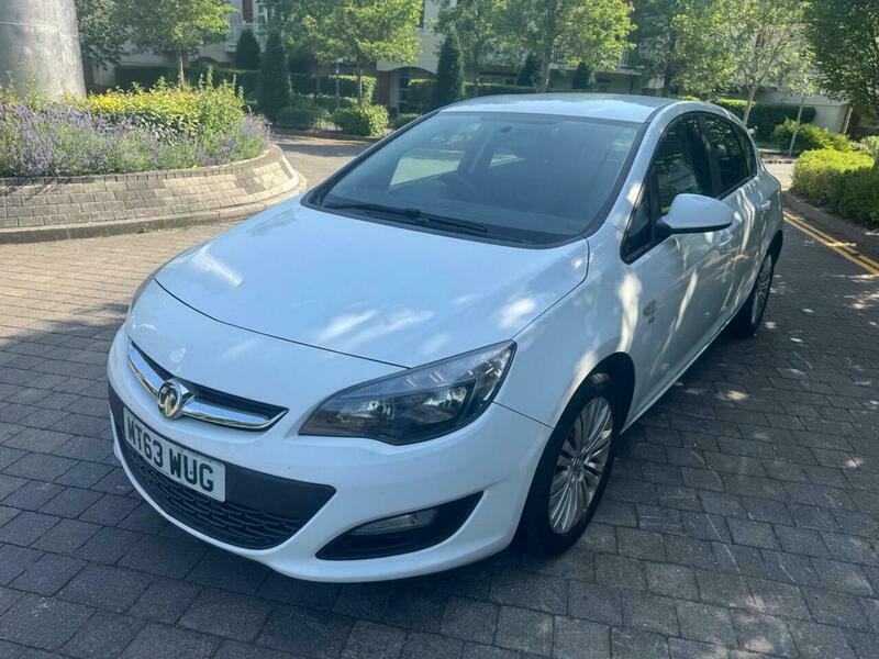 Vauxhall Astra 1.6 16V Energy Euro White #4