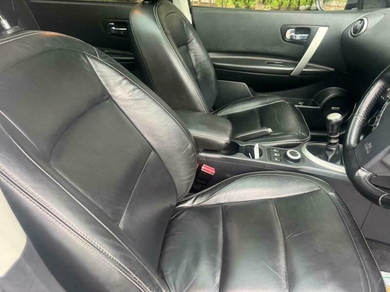 Nissan Qashqai+2 1.6 Acenta Plus 2 117 Bhp Black #39