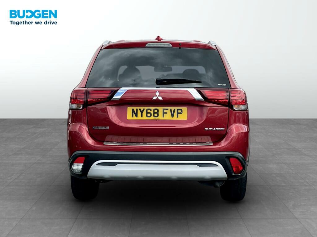 Mitsubishi Outlander 2.0 Mivec 4 Cvt 4Wd Euro 6 Ss Red #5
