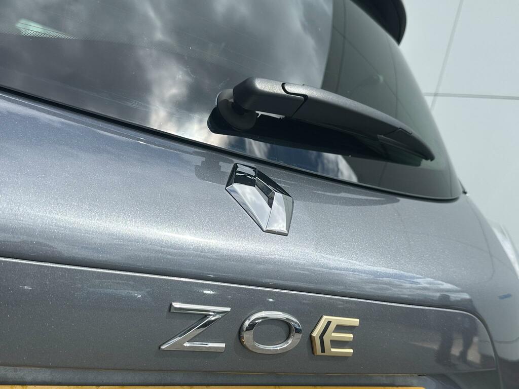 Renault Zoe   #33