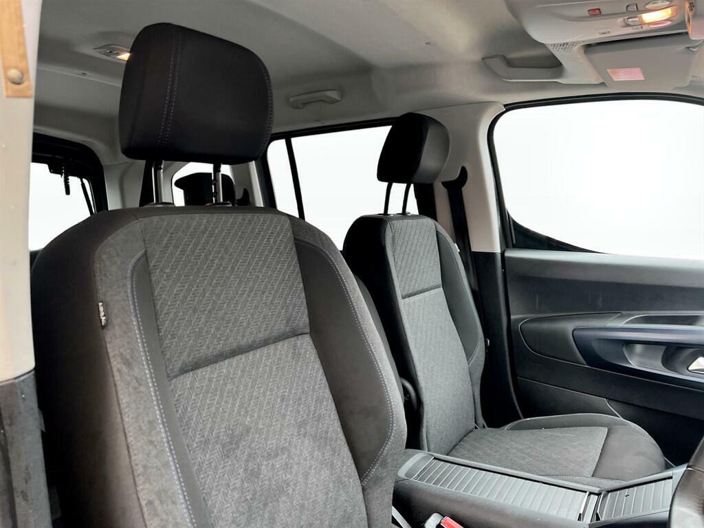 Peugeot e-Rifter Allure Premium Grey #7