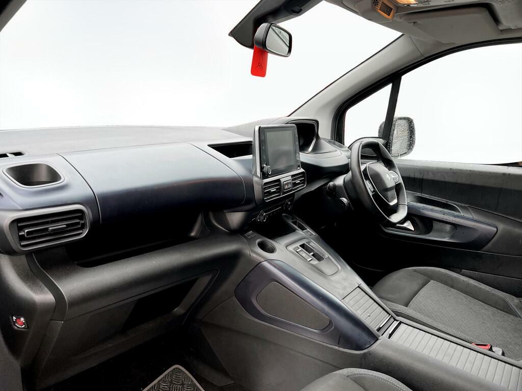 Peugeot e-Rifter Allure Premium Grey #12