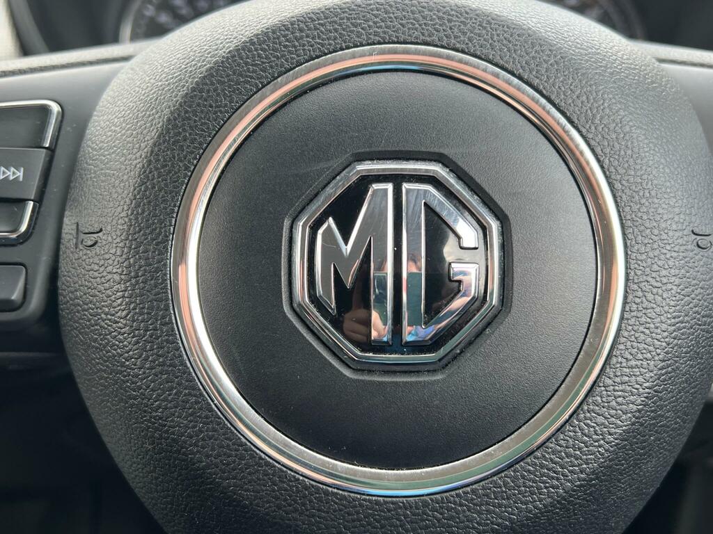 MG MG5 2021 71 61.1Kwh #21