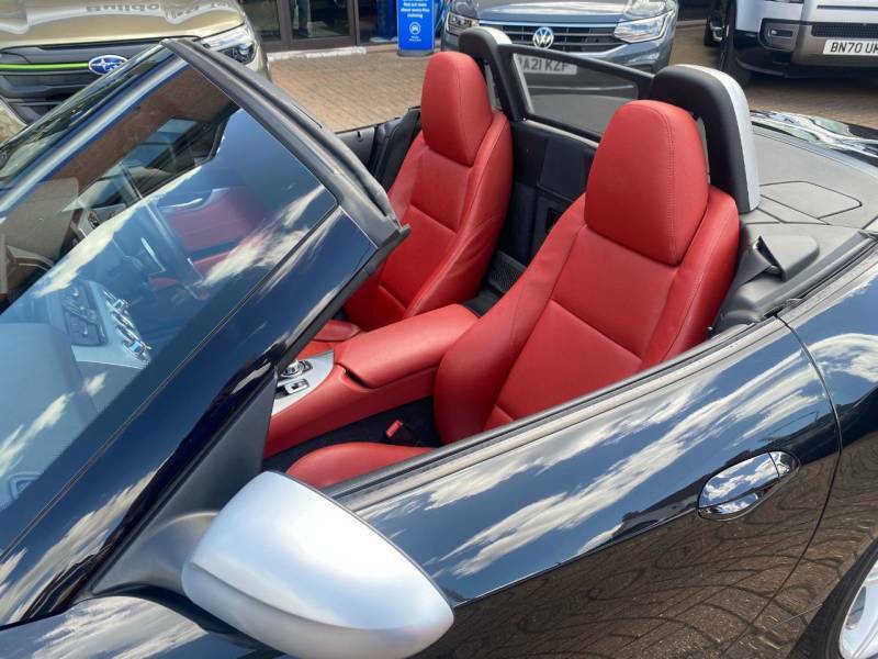 BMW Z4 Convertible Black #28