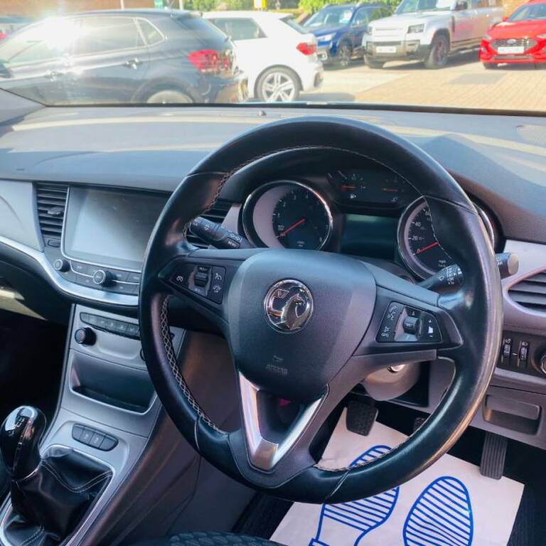 Vauxhall Astra 2.0T 16V Vxr -Full Vauxhall Service History- Red #10