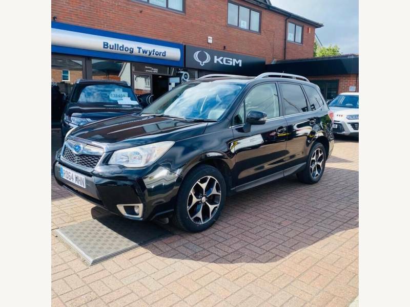 Subaru Forester Estate White #13