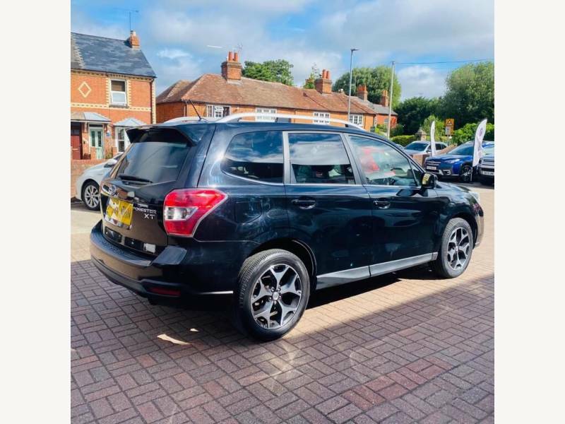 Subaru Forester 2.0 Xt Lineartronic Black #3