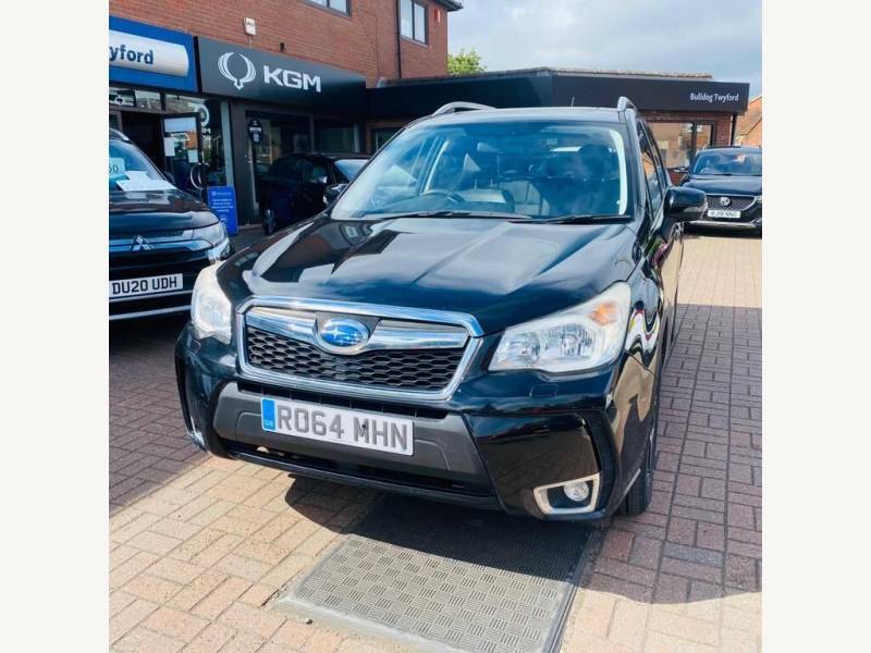 Subaru Forester Estate White #10