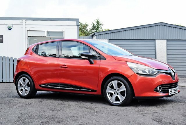 Renault Clio 1.2 16V Dynamique Medianav Hatchback Ma Red #4