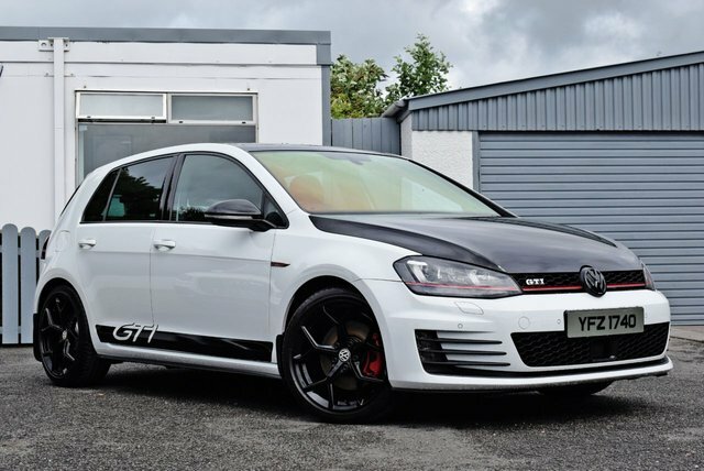 Volkswagen Golf 2.0 Tsi Bluemotion Tech Gti Hatchback D YFZ1740 White #2