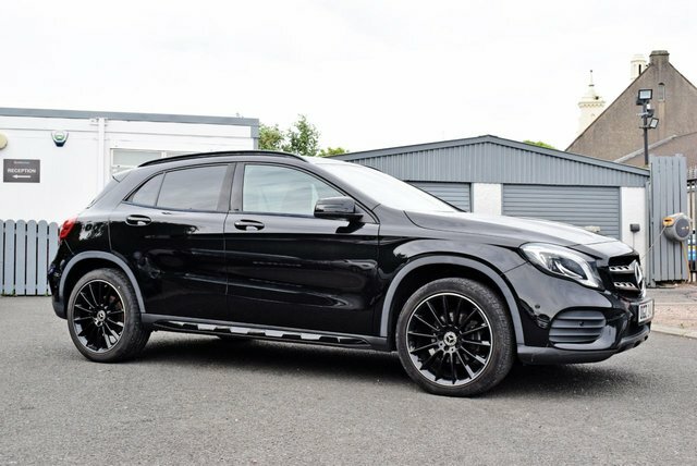 Mercedes-Benz GLA Class 1.6 Gla200 Amg Line Edition Suv 7G-dct Black #3