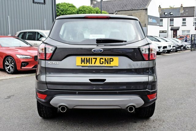 Ford Kuga 1.5 Tdci Zetec Suv Euro 6 S S MM17GNP Grey #4