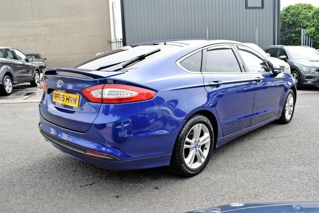 Ford Mondeo 2.0 Tdci Zetec Hatchback Euro 6 Blue #3