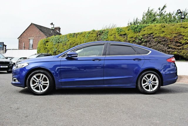 Ford Mondeo 2.0 Tdci Zetec Hatchback Euro 6 Blue #6