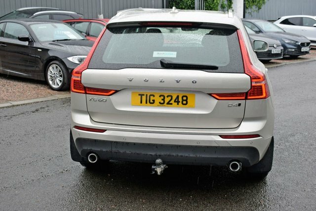 Volvo XC60 2.0 D4 Momentum Pro Suv Awd Euro 6 Gold #5