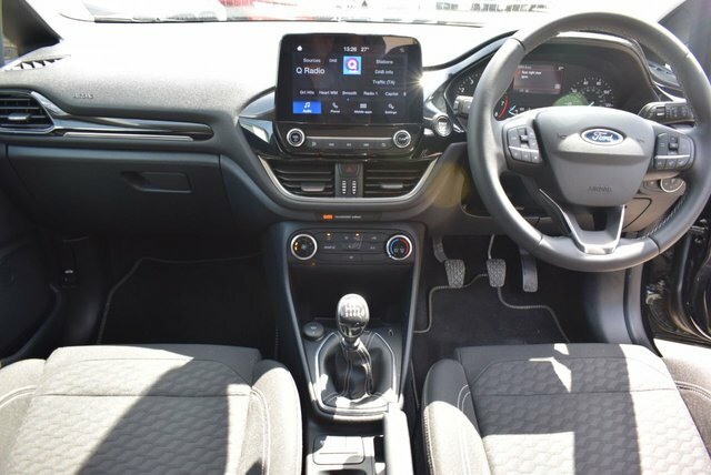 Ford Fiesta 1.1 Trend White #16