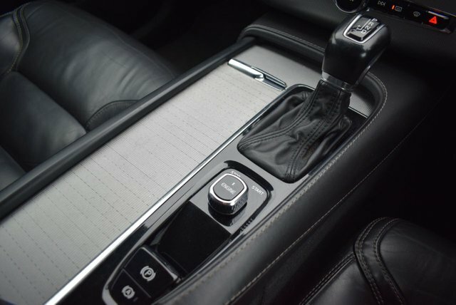 Volvo XC90 Suv 2.0 Momentum 201565 Grey #27