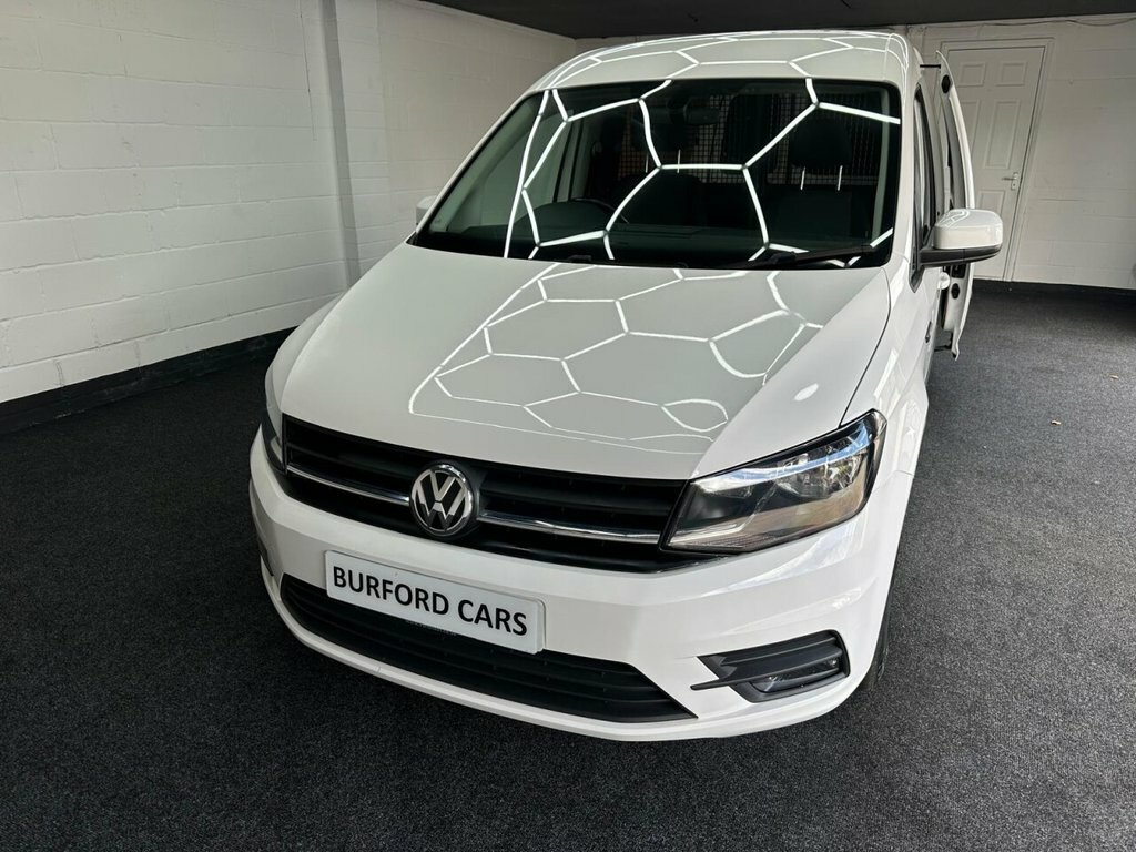 Volkswagen Caddy 2L Highline White #6