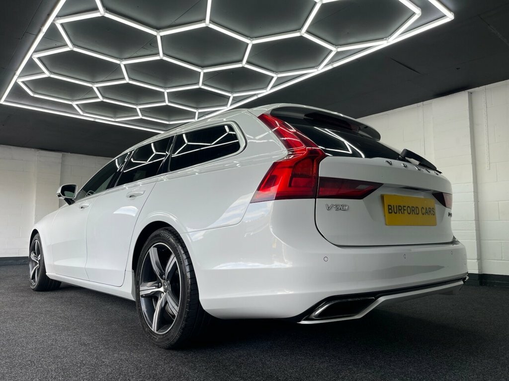 Volvo V90 2L R-design Pro YM17HKN White #5