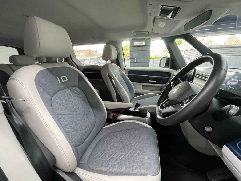 Volkswagen ID.Buzz Mpv White #4