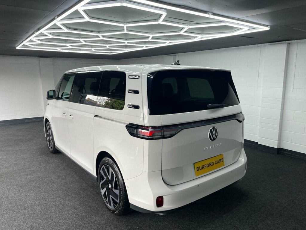 Volkswagen ID.Buzz Mpv White #6
