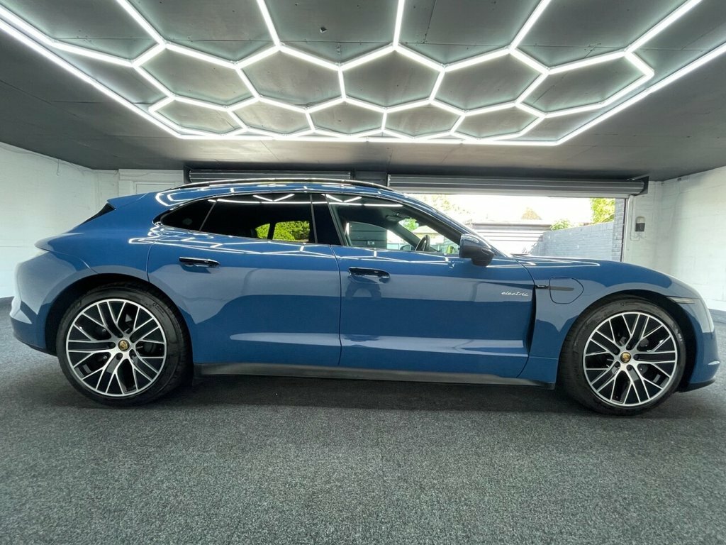 Porsche Taycan Estate RX22YGE Blue #3