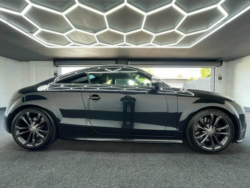 Audi TTS Coupe Black #3