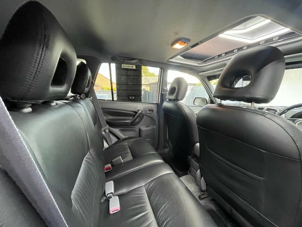 Toyota Rav 4 Nv Blue #38