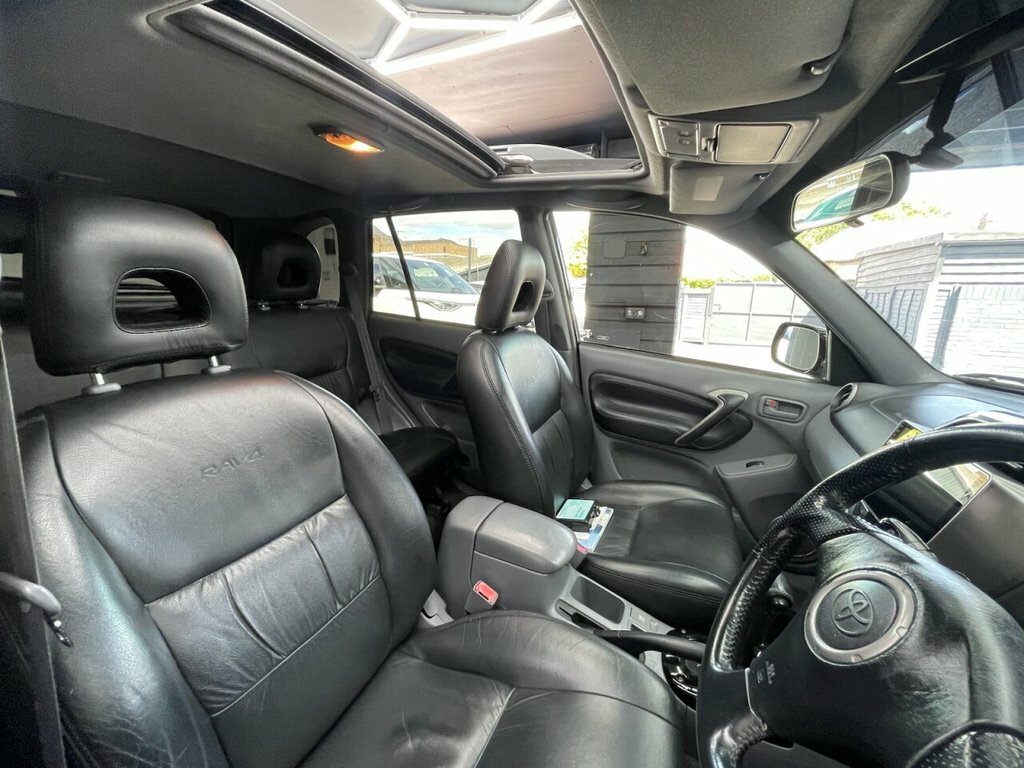 Toyota Rav 4 Nv Blue #4