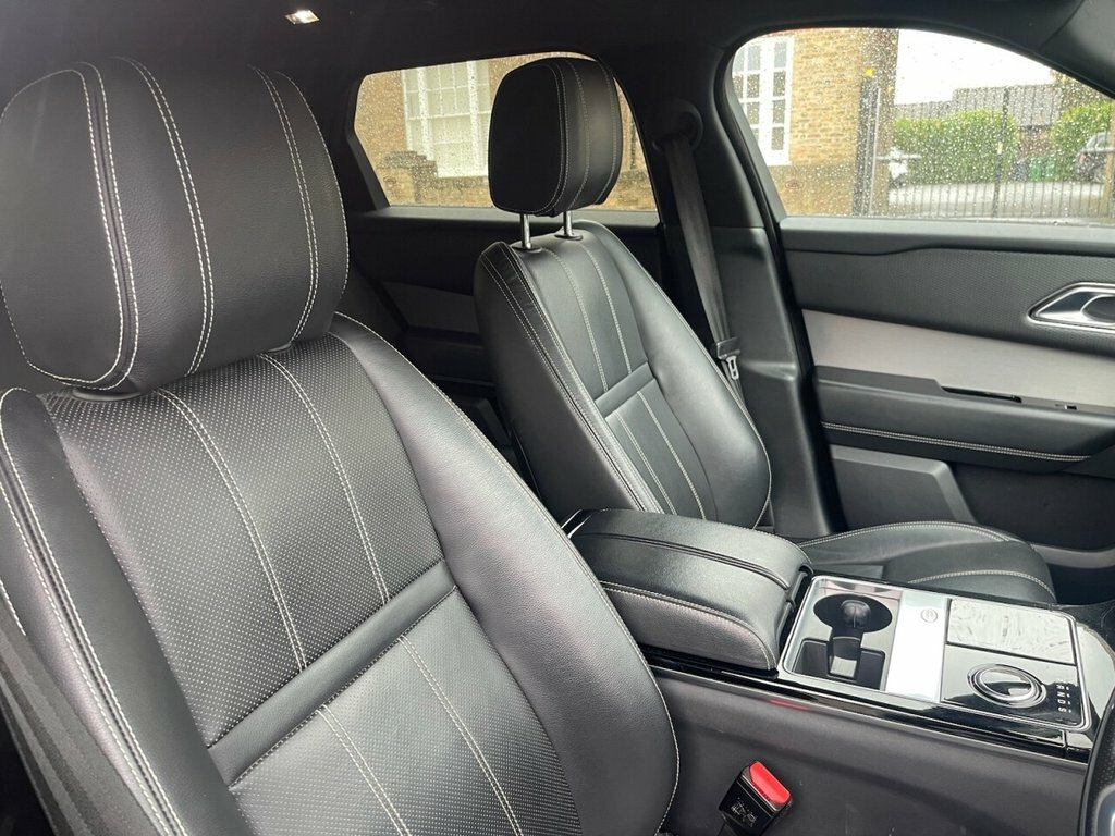 Land Rover Range Rover Velar Suv Black #5