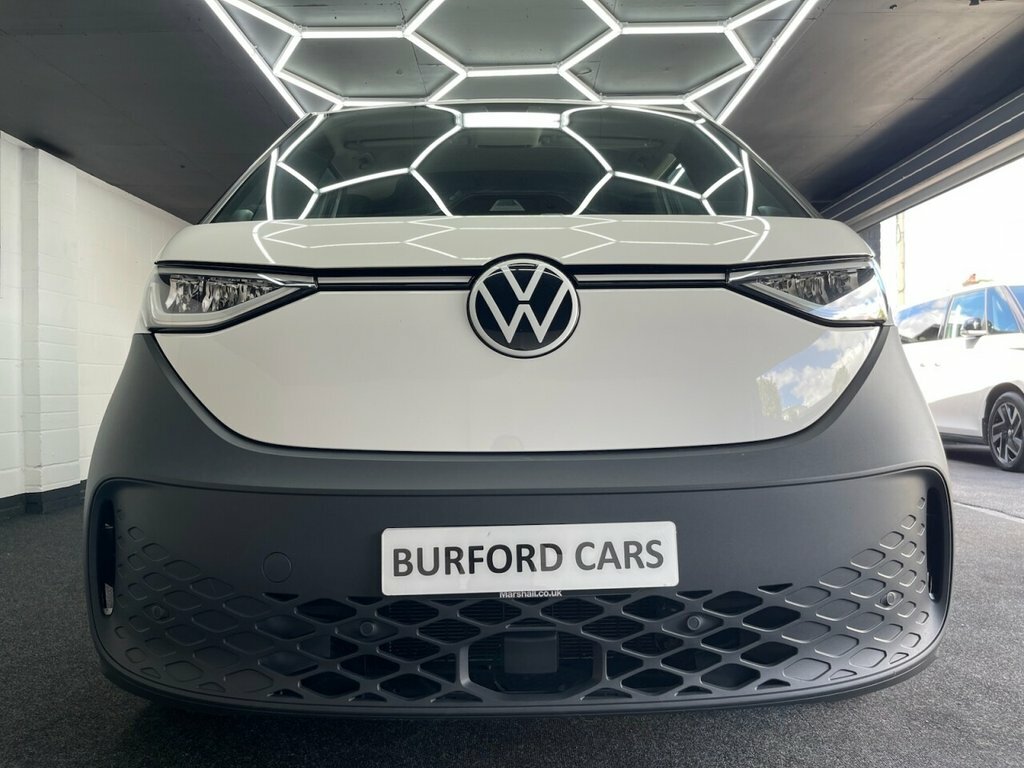 Volkswagen Launch Edition Pro Black #5