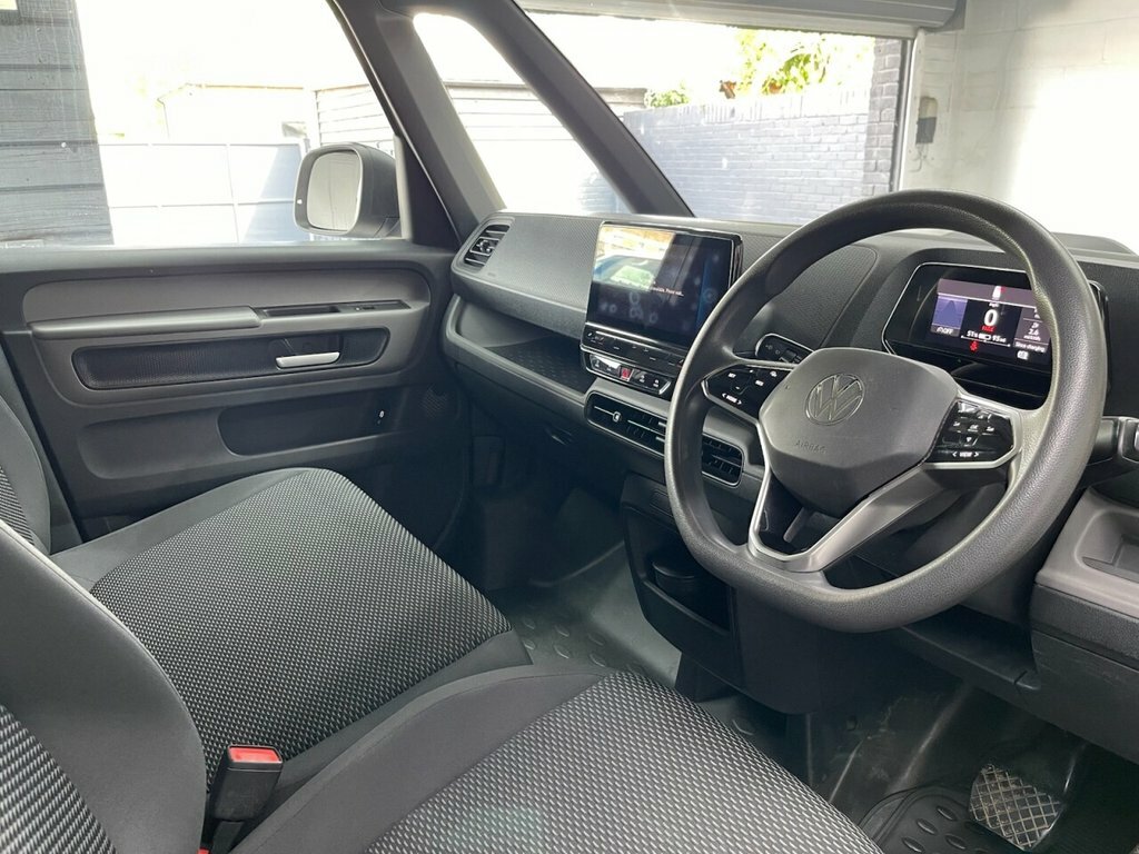 Volkswagen Launch Edition Pro Black #9