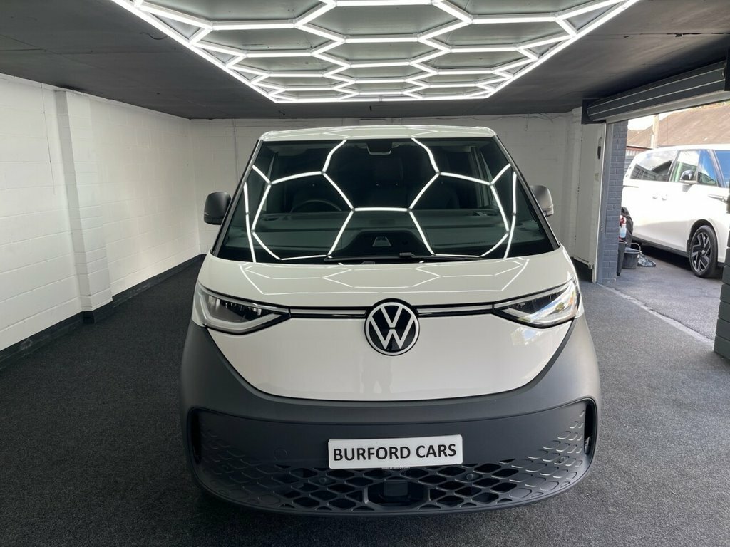 Volkswagen Launch Edition Pro Black #30