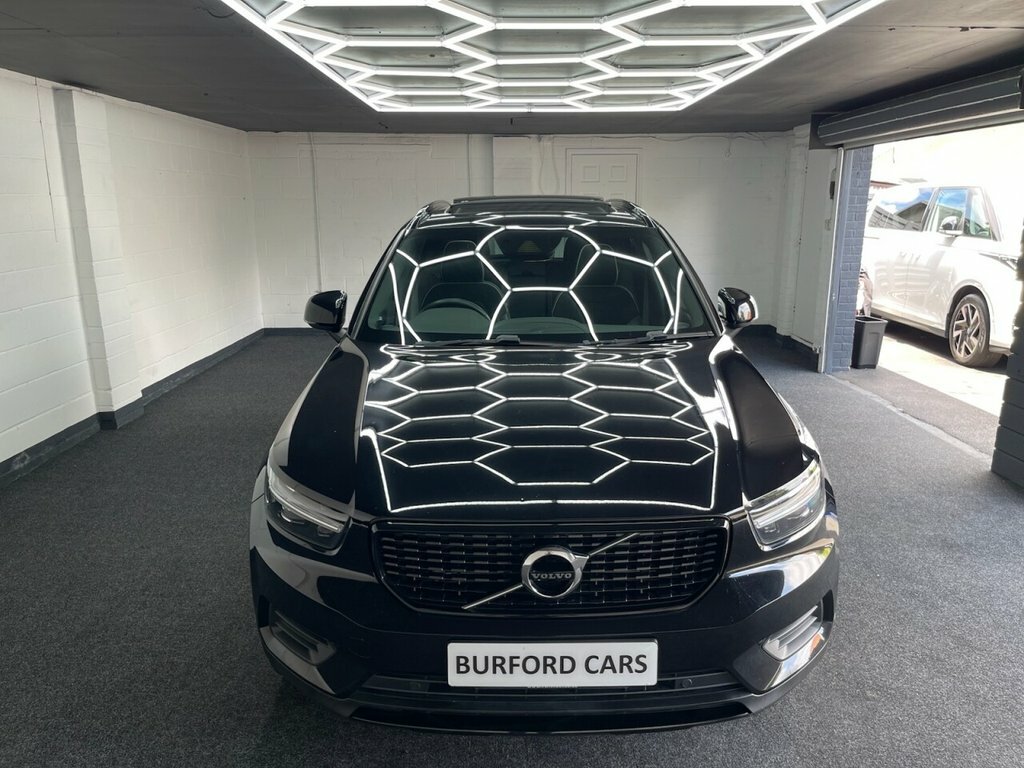 Volvo XC40 1.5L R-design Black #5