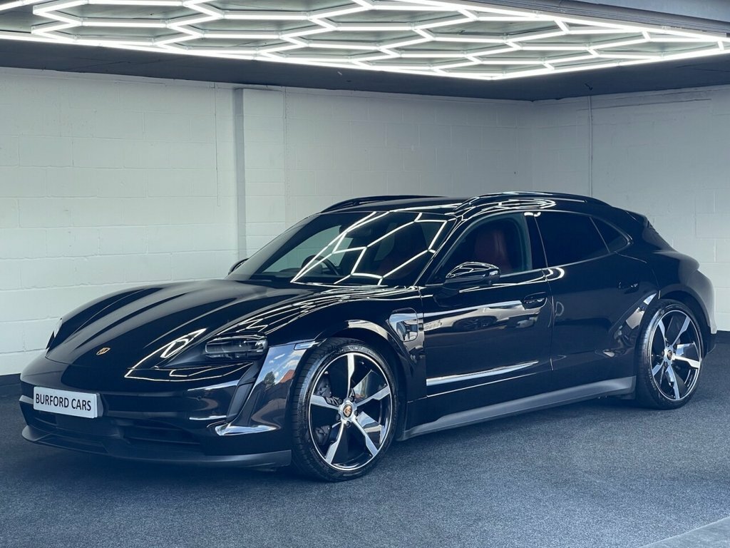 Porsche Taycan Estate VN72SYC Black #2