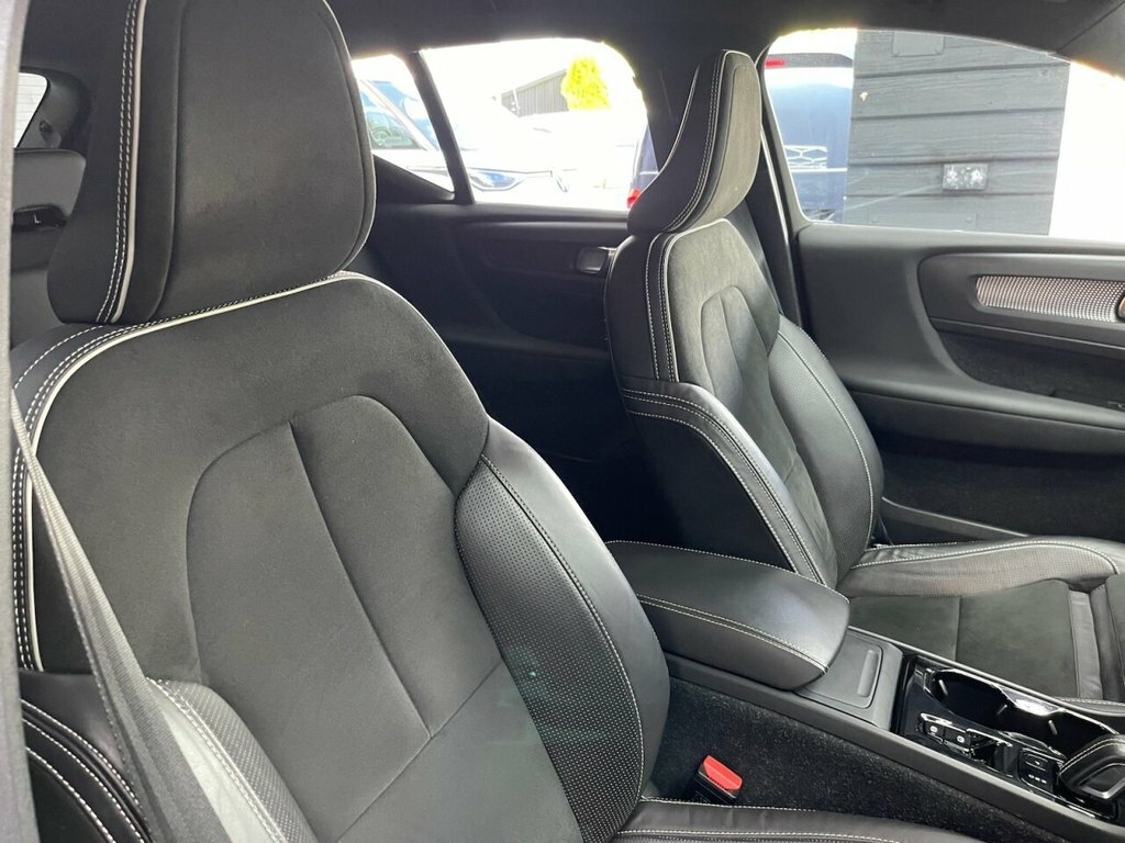 Volvo XC40 2L R-design GN70ODA Grey #5