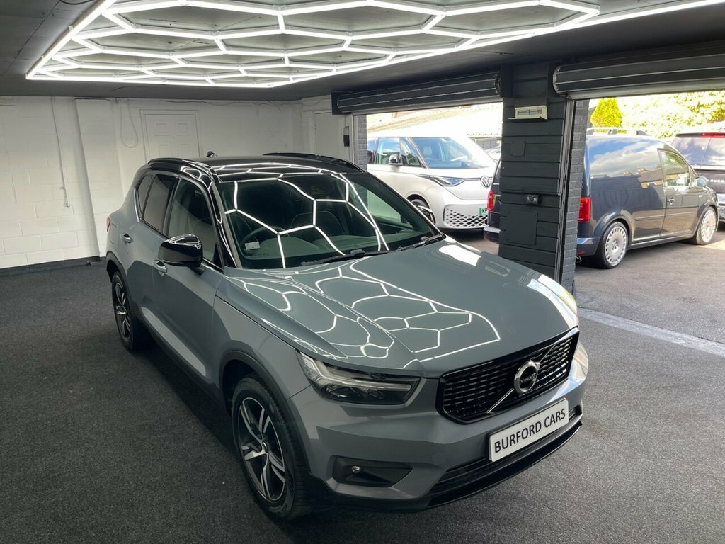 Volvo XC40 2L R-design GN70ODA Grey #3