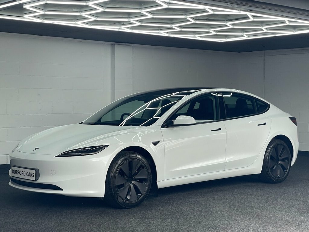 Tesla Model 3 Saloon LB26FBU White #2