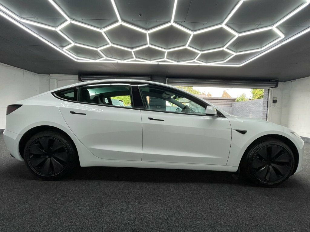 Tesla Model 3 Saloon LB26FBU White #3