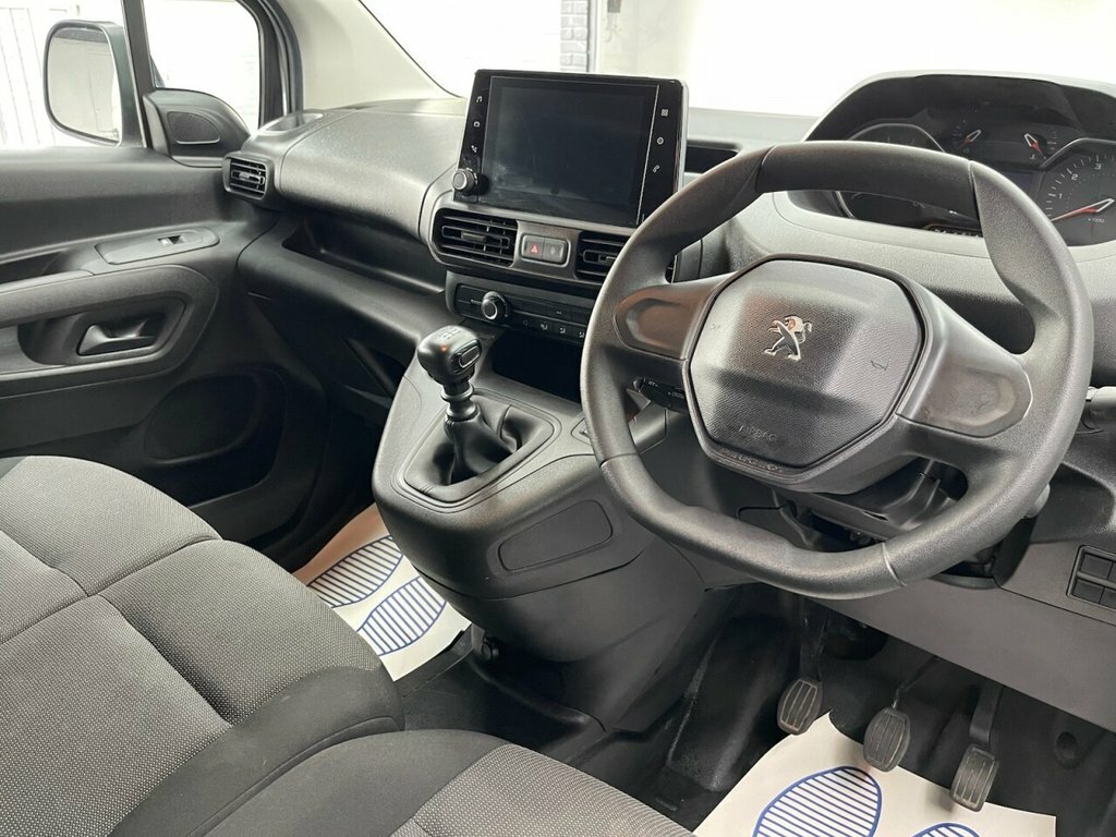 Peugeot Partner Mpv Grey #17