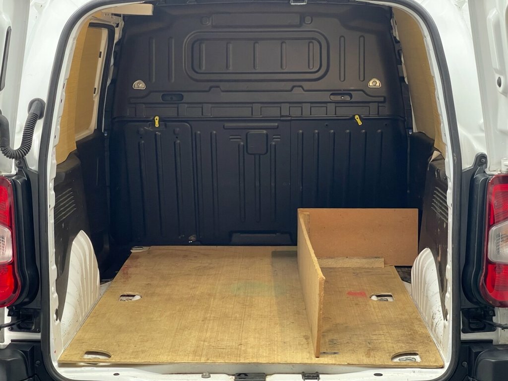 Peugeot Partner Mpv Grey #16